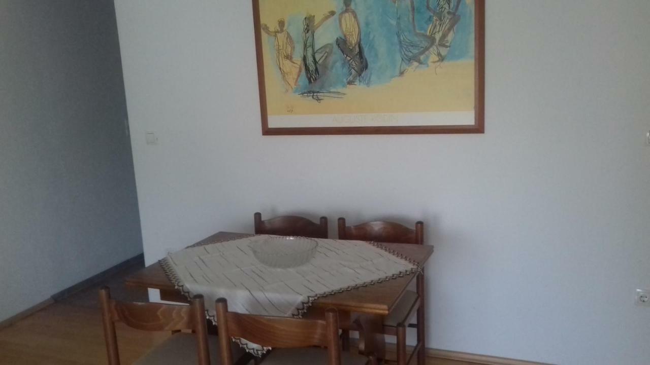 Apartman Jezidzic Каштела Экстерьер фото