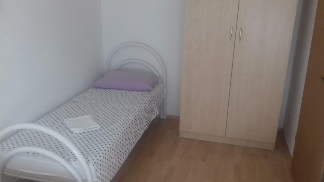 Apartman Jezidzic Каштела Экстерьер фото